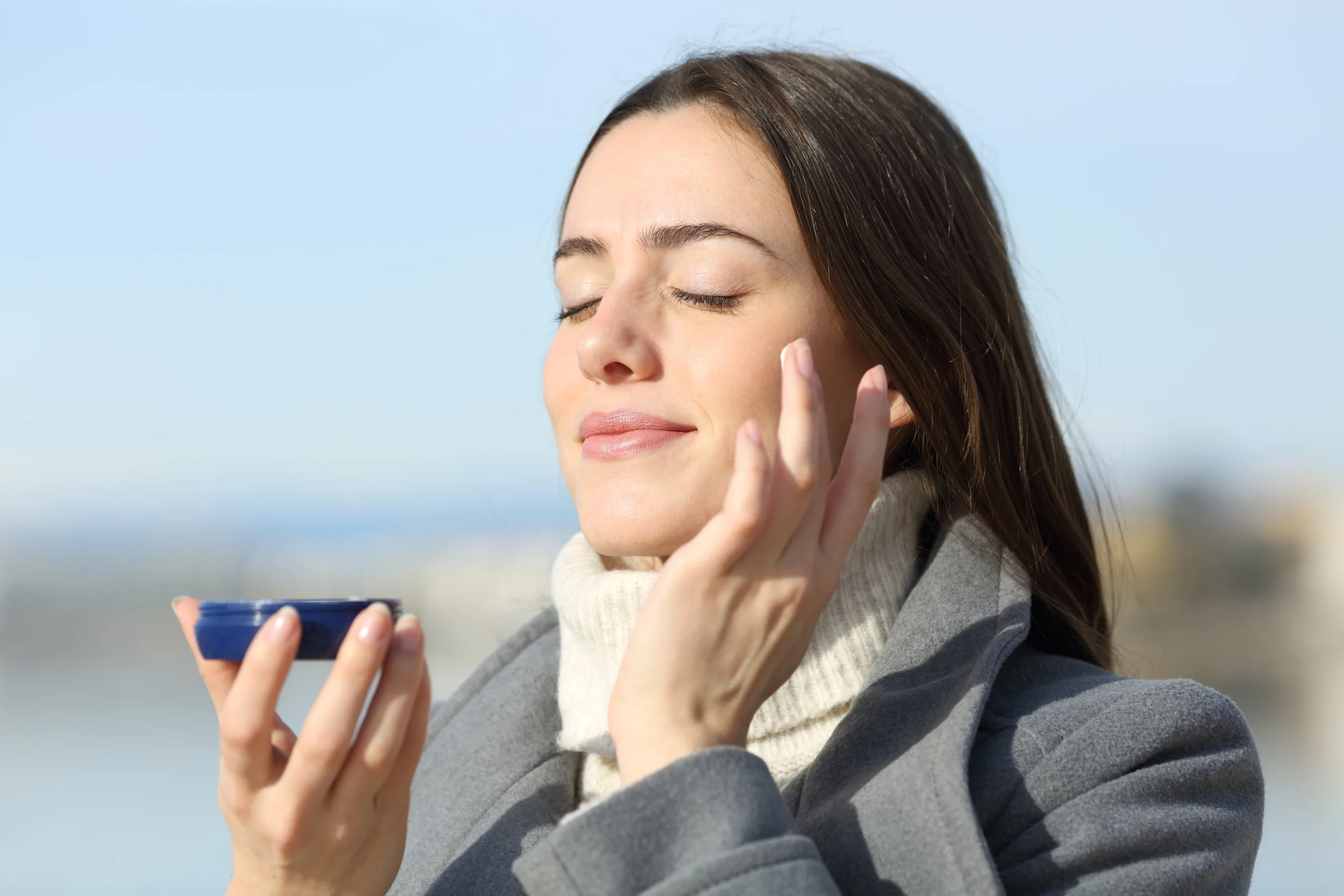 How to Protect Your Skin from Sun Damage Year-Round? Banner